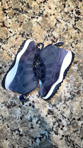 Jordan 11 Retro Midnight Navy (TD)